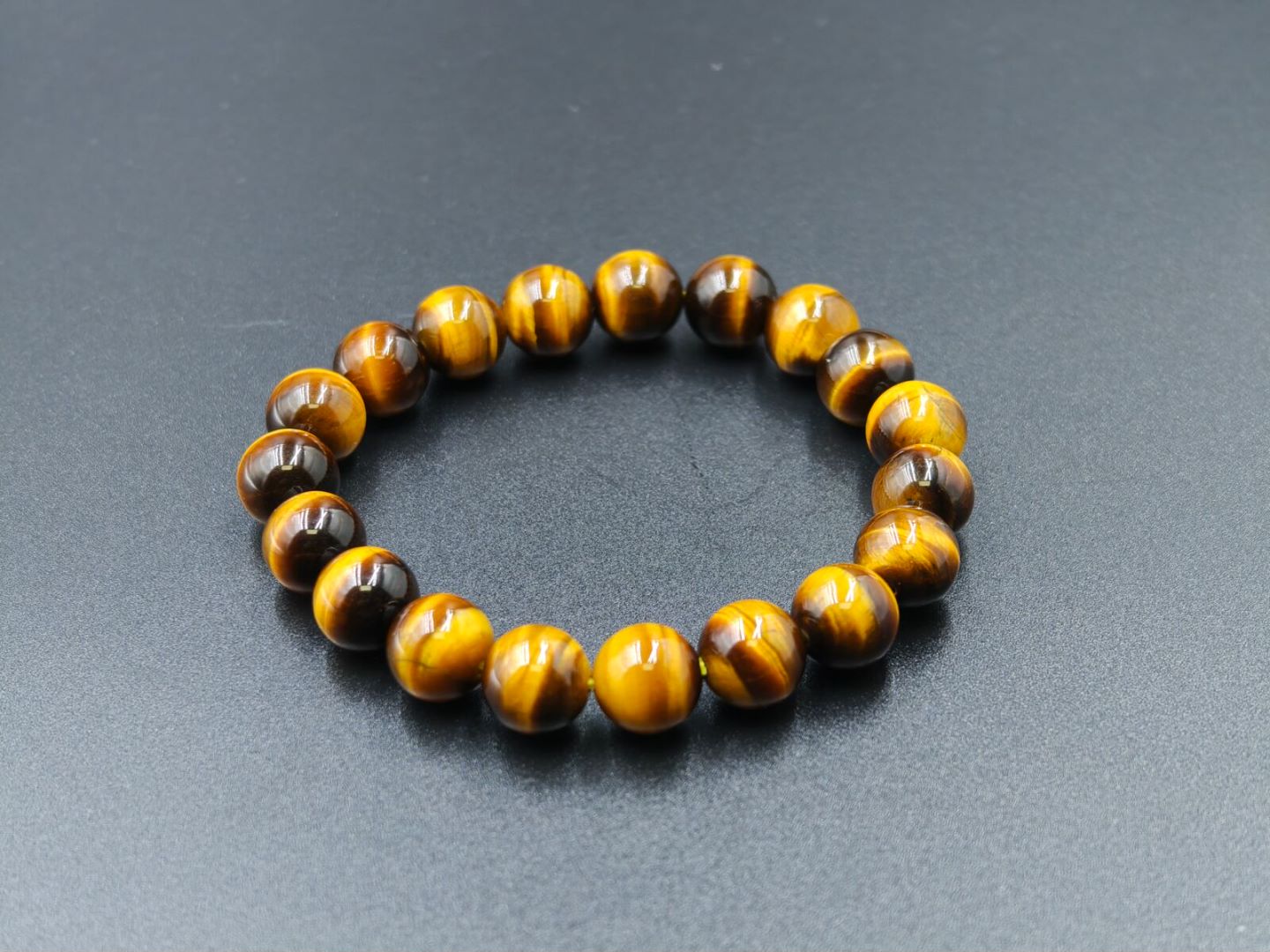 Ultimate Guide to Tiger's Eye: Benefits, Uses, and How to Identify Genuine Stones